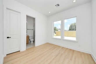 Building Photo - 4607 Gunter St