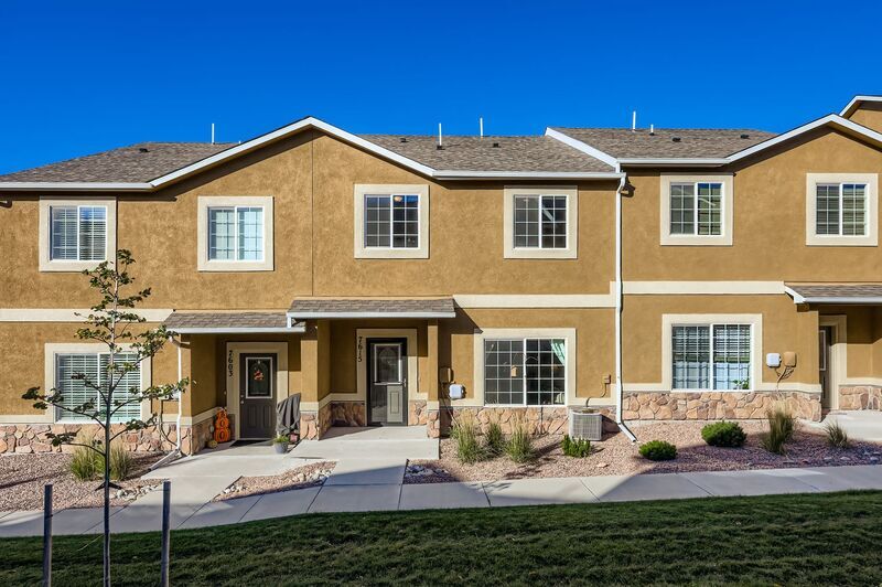 Foto principal - 7615 Red Fir Pt