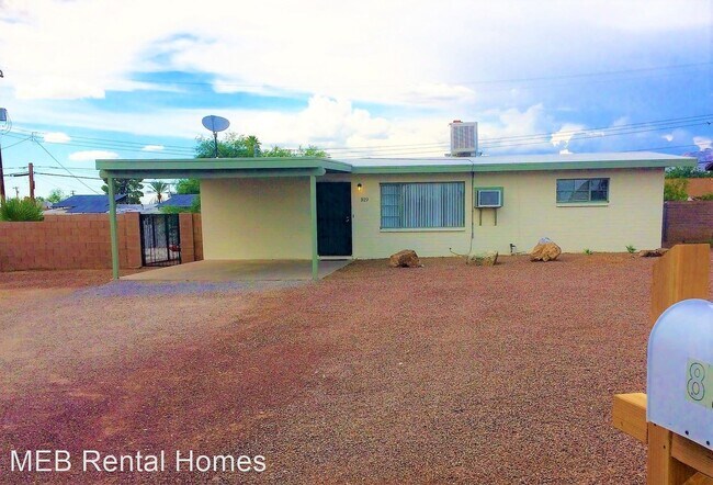 Building Photo - 5 br, 3 bath House - 819 E Alturas Street