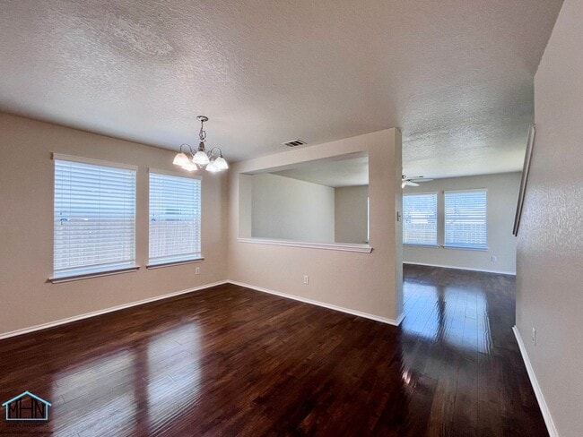 Building Photo - 127 Booker Palm