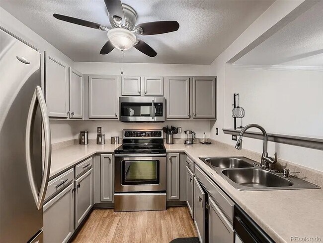 Foto del edificio - 9362 Garfield St