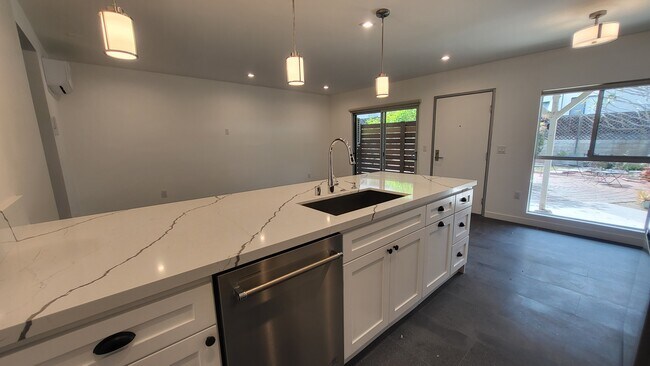 Foto del edificio - 2628 5th St