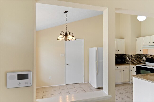 Building Photo - 24206 Running Iron Dr