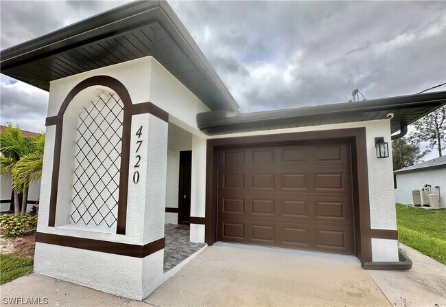 Foto del edificio - 4720-4722 29th St SW