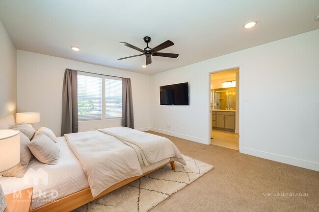 Building Photo - 2677 W 69th Dr