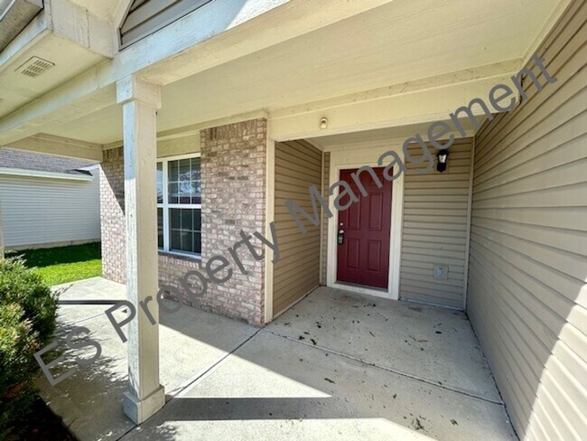 Foto del edificio - Beautiful 3 Bedroom 2 Bathroom Ranch Style...