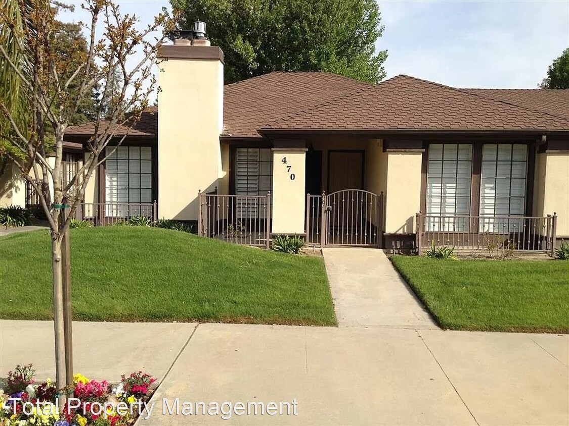 Foto principal - 2 br, 2 bath House - 470 E. Prosperity Ave.