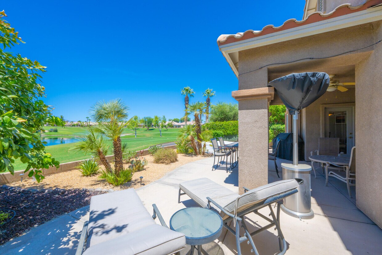 Foto principal - 45233 Big Canyon St
