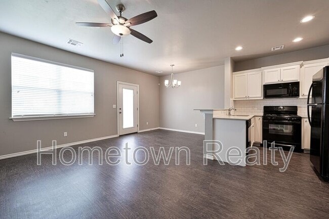 Foto del edificio - 786 SW 13th St