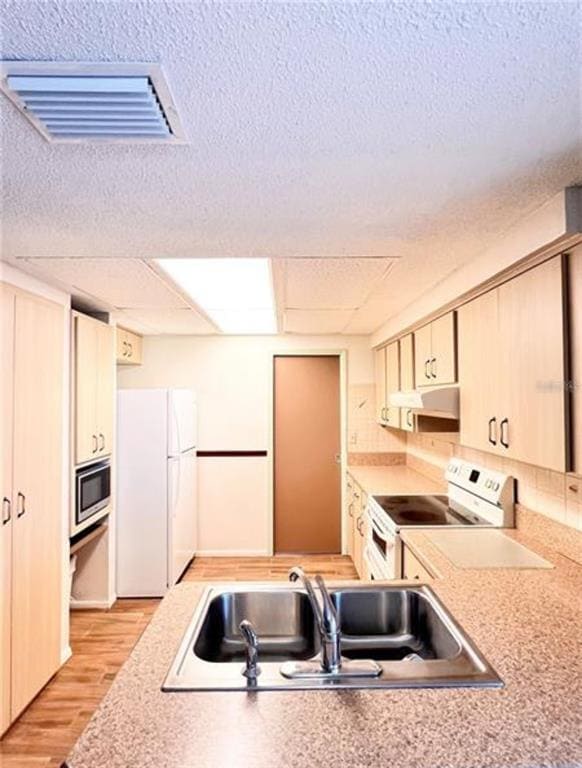 Foto del edificio - 7245 Exemplar Dr