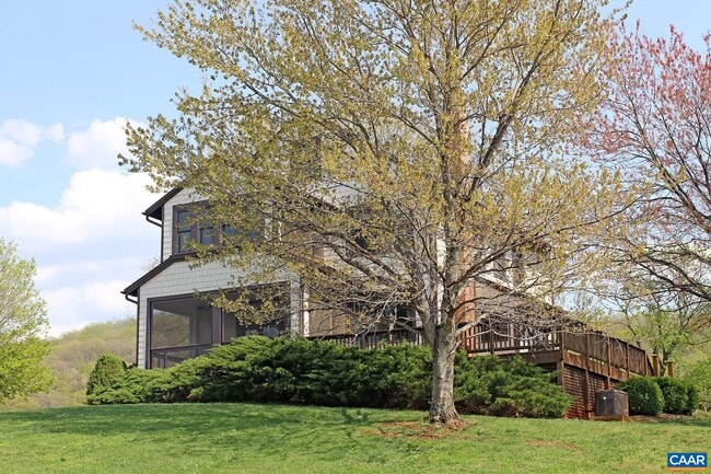 Building Photo - 4577 Stony Point Rd