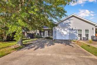 Building Photo - 11103 Amber Dr