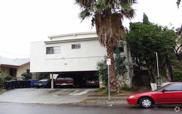 Building Photo - 210 N Burlington Ave