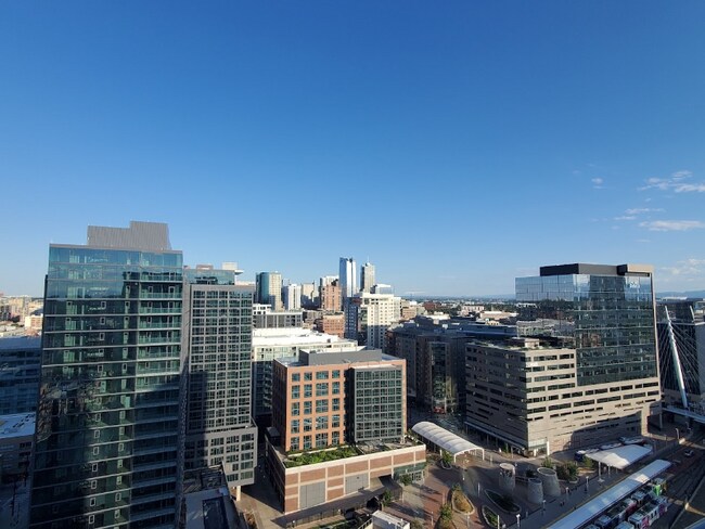 Foto del edificio - 1700 Bassett St