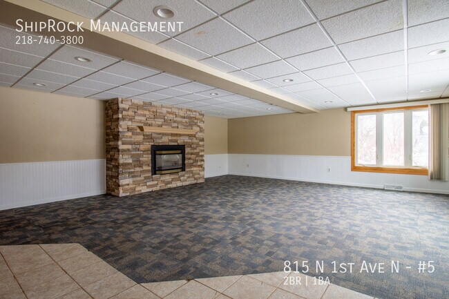 Foto del edificio - 815 N 1st Ave