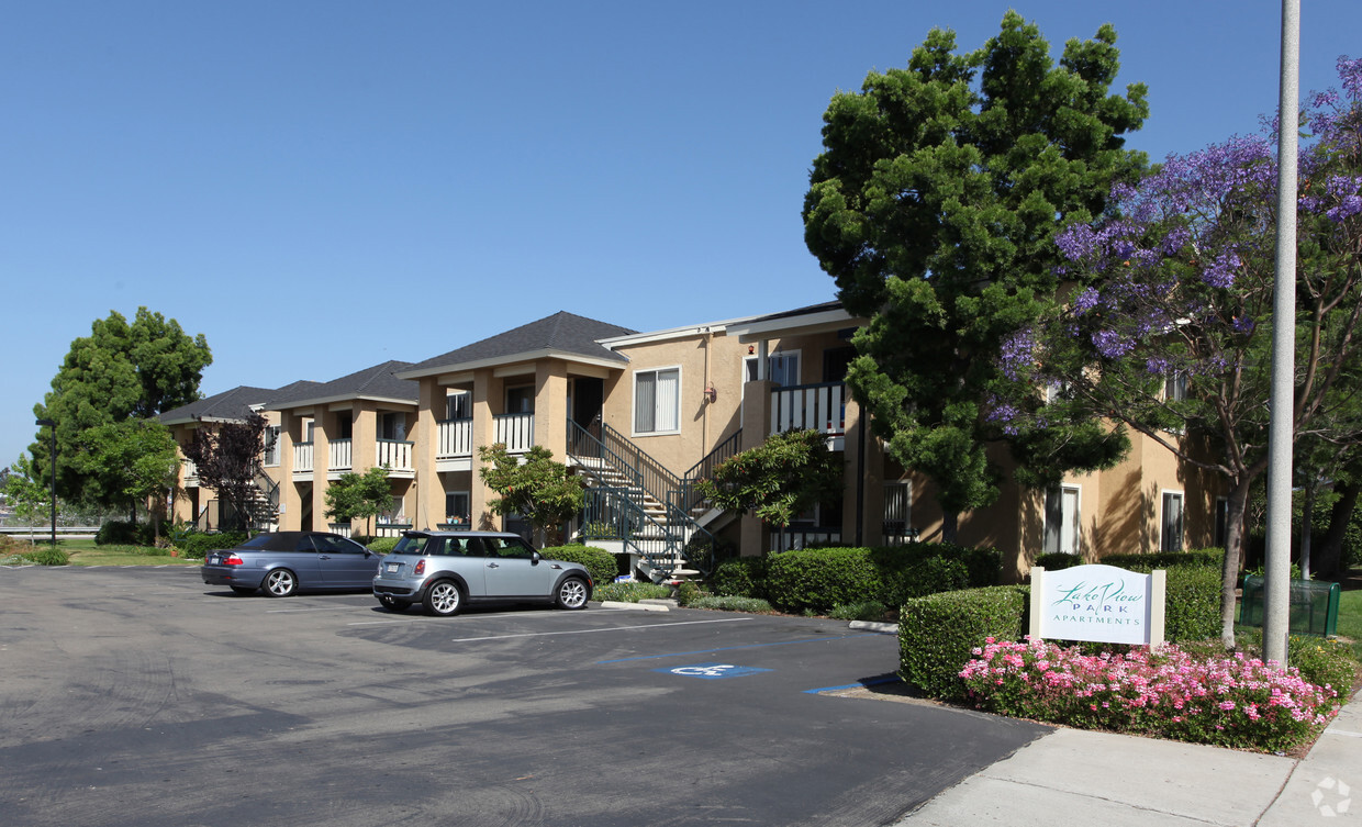 Primary Photo - Lake View Park Apartments