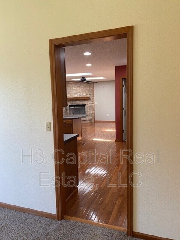 Foto del edificio - 3708 Rolling Meadows Dr