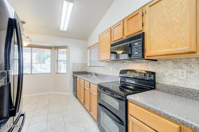 Foto del edificio - 6162 N 88th Ln