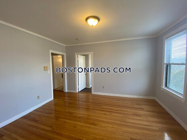 Foto del edificio - 655 Western Ave