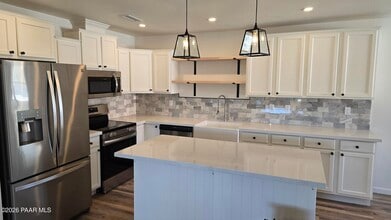 Building Photo - 4840 N Agua Fria Dr