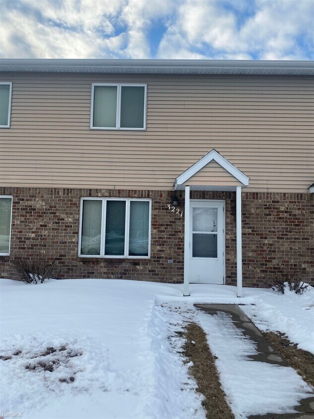 Primary Photo - 2 br, 1.5 bath House - 3221 12th St S