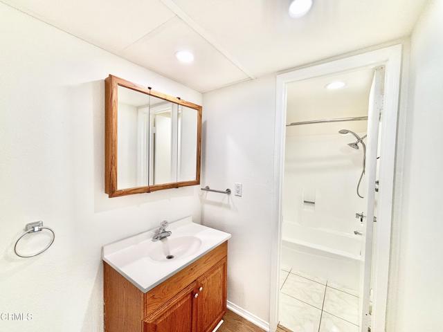Building Photo - 616 Sunfish Way