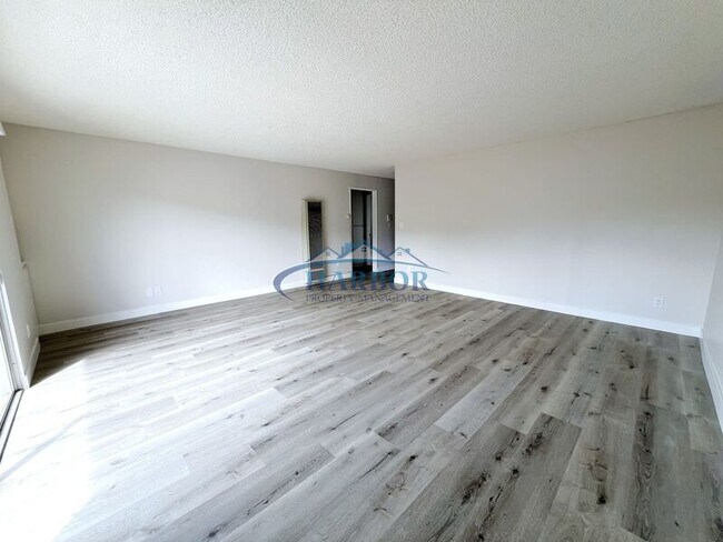 Foto del edificio - 2315 S Grand Ave