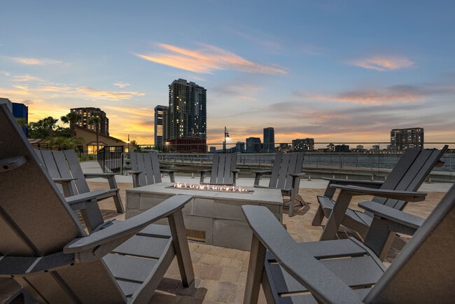 River House apartments — community photo - River House