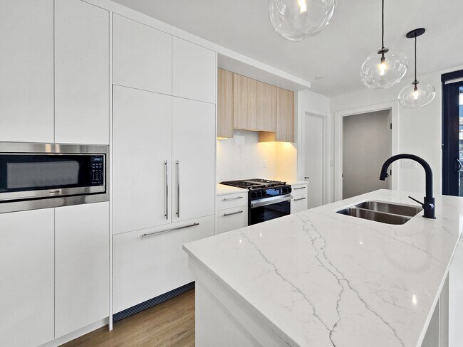 Photo du bâtiment - 8375 Broadcast Ave SW