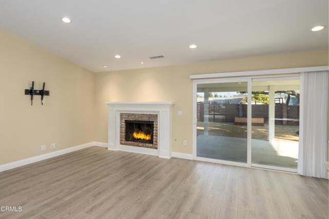Building Photo - 1660 Hobart Dr