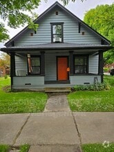 Building Photo - 1062 SW Western Blvd