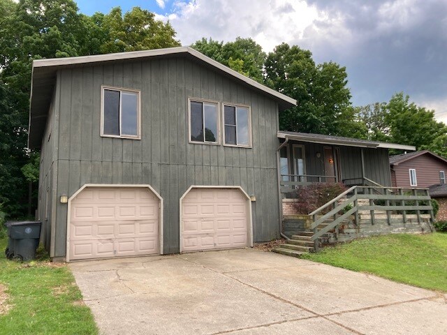 Foto principal - 1510 Burcham Dr