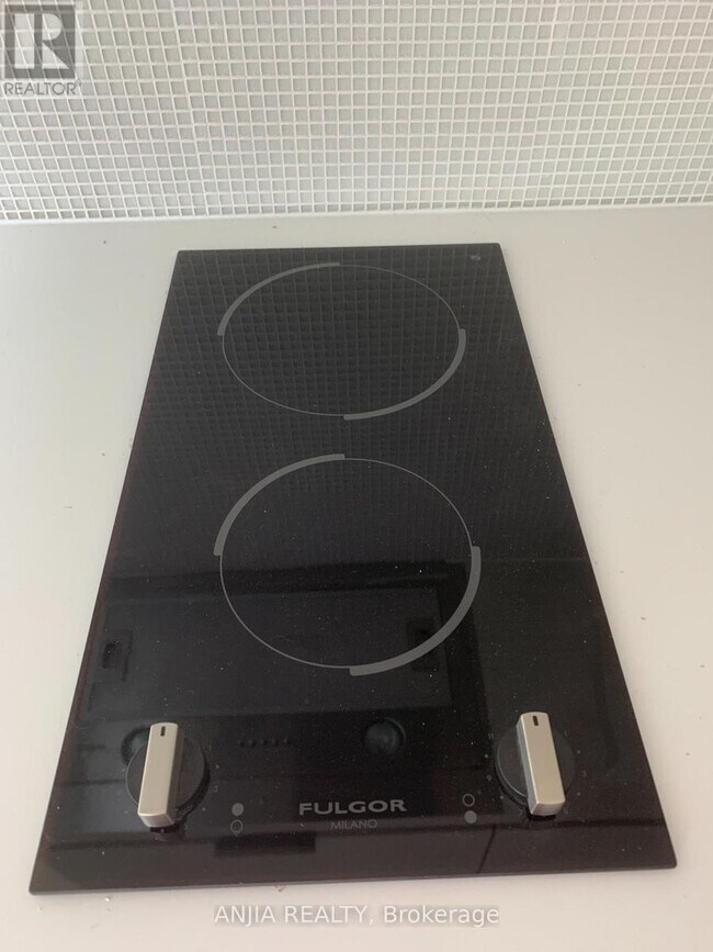 Photo du bâtiment - 197 Yonge St