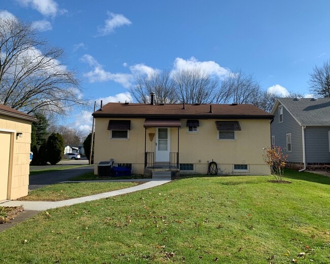 Foto del edificio - 13 Willow St