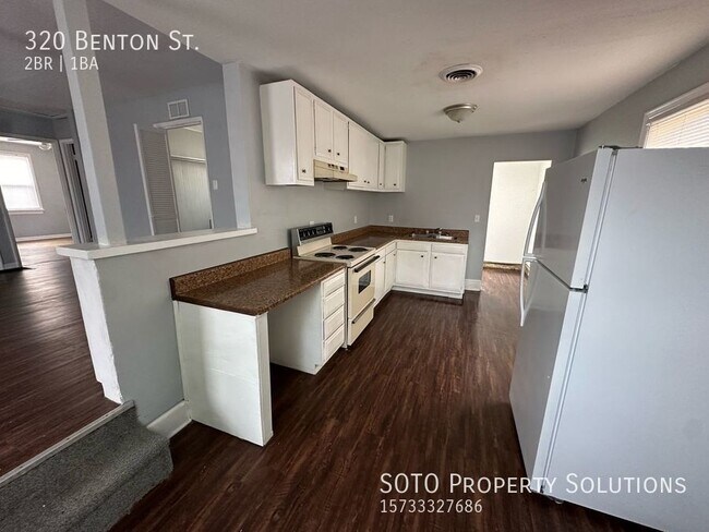 Building Photo - 2BD/1BA w/Bonus Room, Pet-friendly House i...