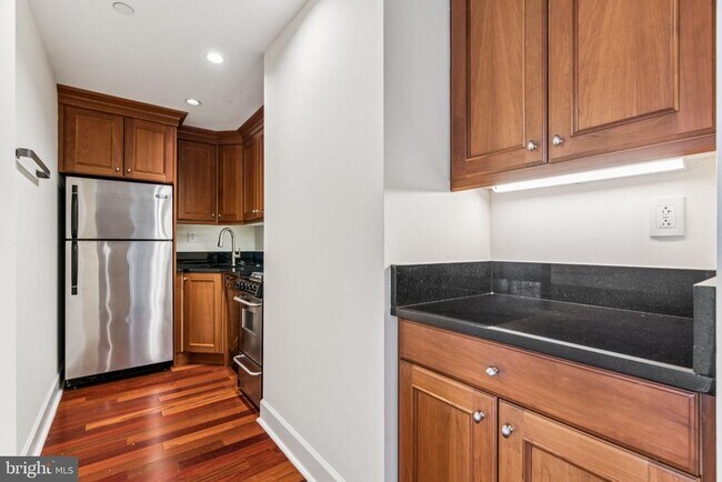 Foto del edificio - 1701 Locust St