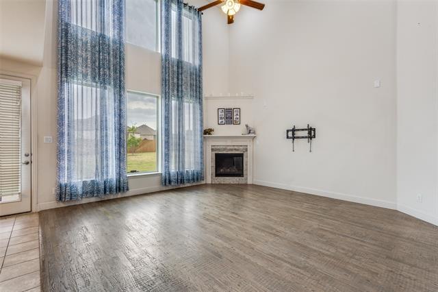 Foto del edificio - 151 Darian Dr