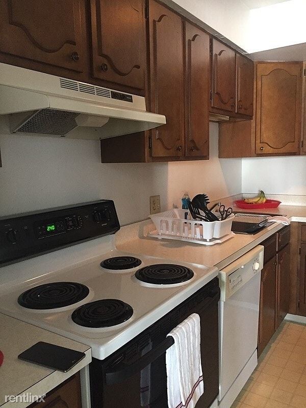 Foto del edificio - 2 br, 1 bath Condo - 563 Garrison Avenue 10