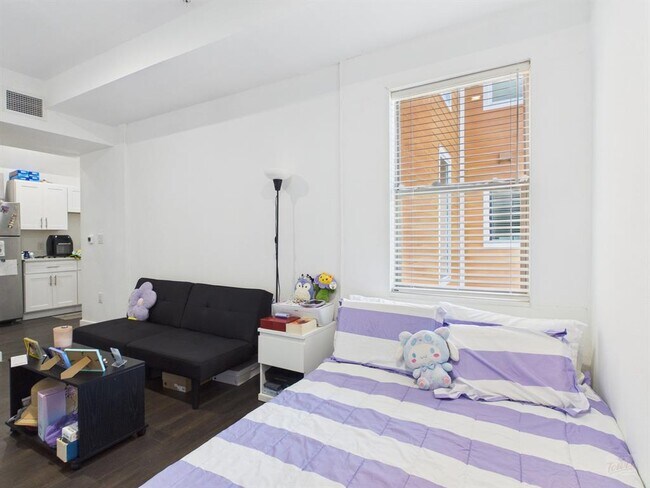 Foto del edificio - 1010 W 26th St