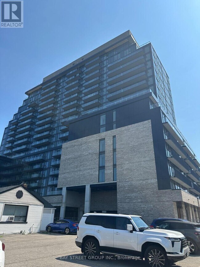 Building Photo - 89-1089 Dundas St W