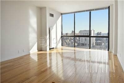 Primary Photo - 340 E 57th St