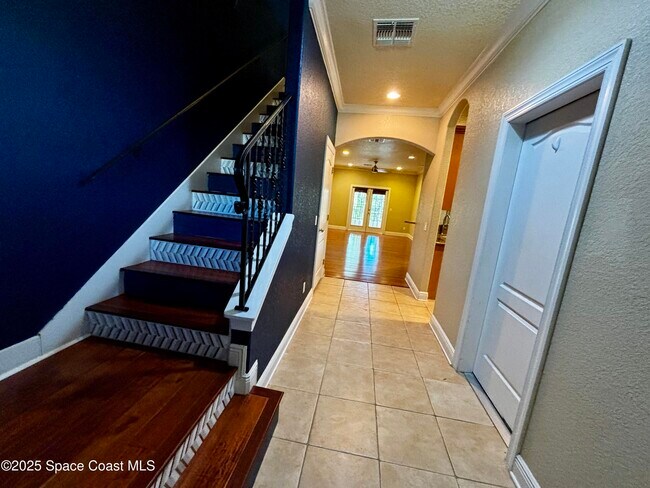 Foto del edificio - 1390 Isabella Dr