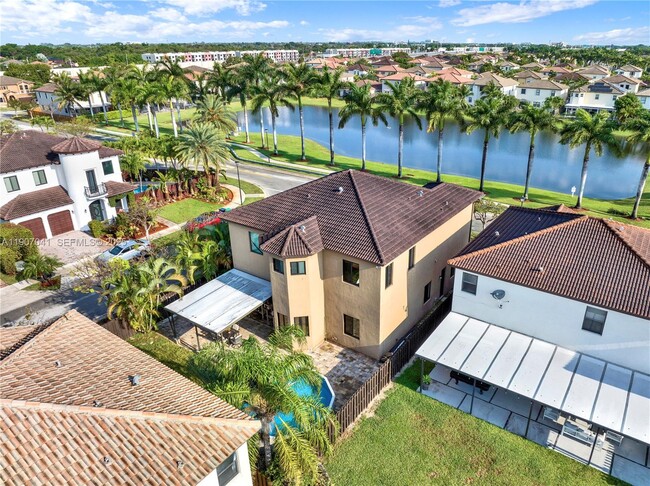 Building Photo - 10420 SW 229th Ln