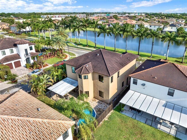 Foto del edificio - 10420 SW 229th Ln