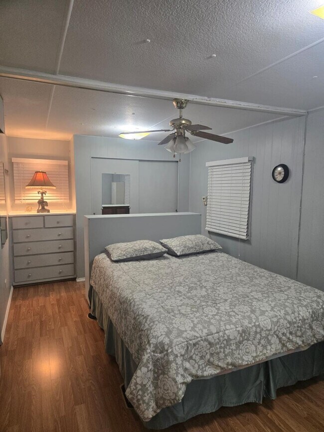 Foto del edificio - 2321 SW 87th Terrace