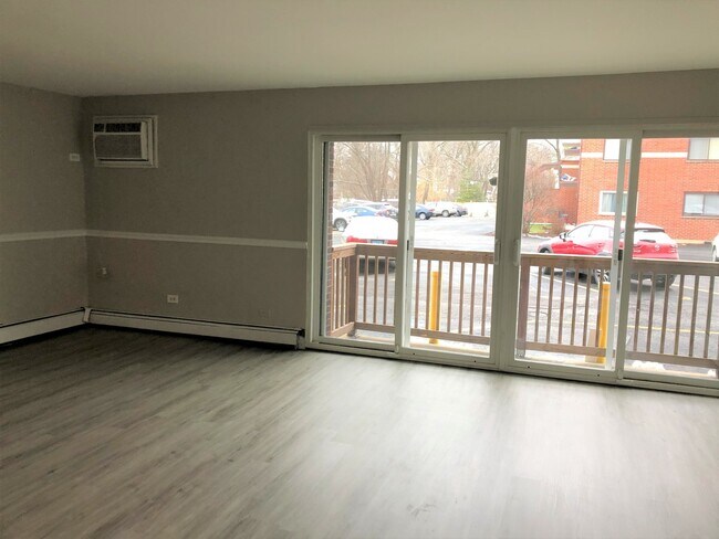 Building Photo - 8656 84th Ct