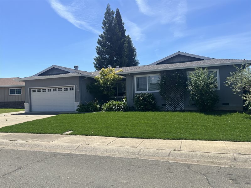Foto principal - 778 Crestmont Ave