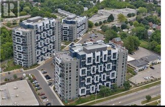 Building Photo - 460b Belmont Ave W