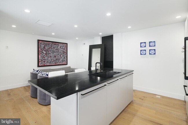 Foto del edificio - 1126 Lombard St