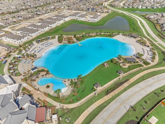 Foto del edificio - 15846 Weston Ridge Dr